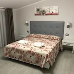 فندق مبيت وإفطار Meuble Leonetti 4*