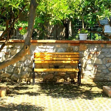 Bed & Breakfast Meuble Leonetti 4*