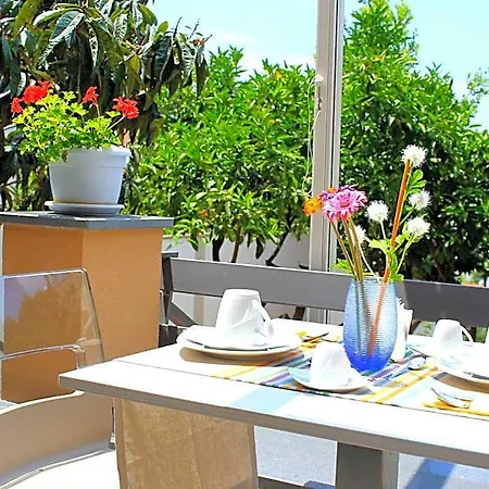 Bed & Breakfast Meuble Leonetti 4*